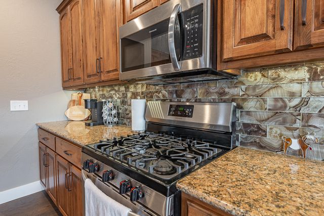 4608 N Venice Avenue, Ozark, MO 65721