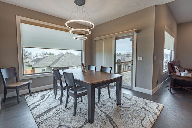 4608 N Venice Avenue, Ozark, MO 65721