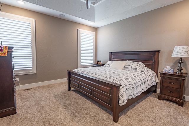 4608 N Venice Avenue, Ozark, MO 65721