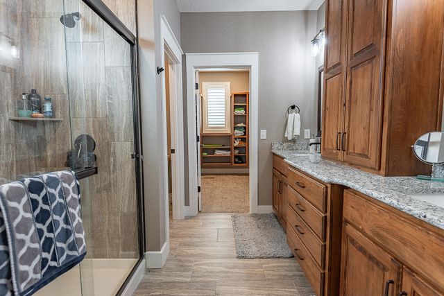 4608 N Venice Avenue, Ozark, MO 65721