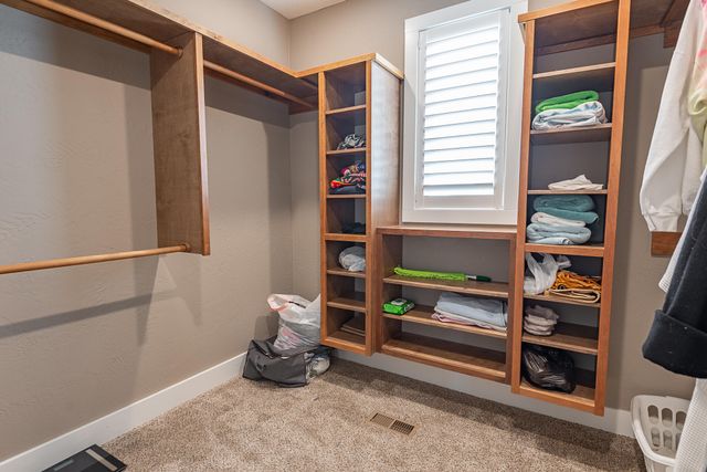 4608 N Venice Avenue, Ozark, MO 65721