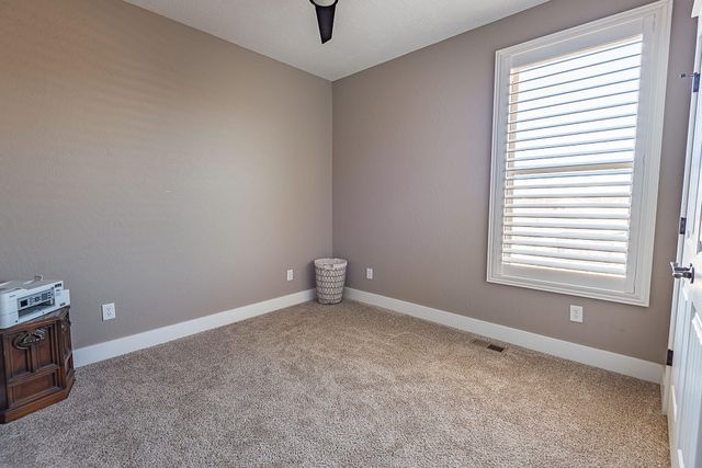 4608 N Venice Avenue, Ozark, MO 65721