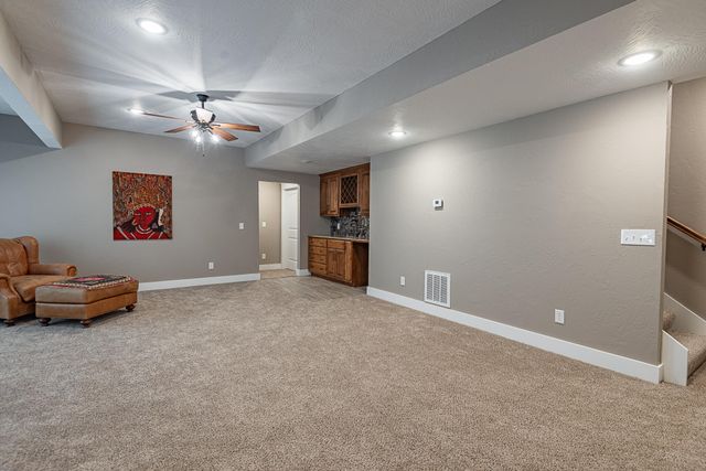 4608 N Venice Avenue, Ozark, MO 65721