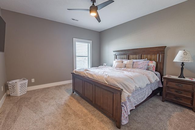 4608 N Venice Avenue, Ozark, MO 65721