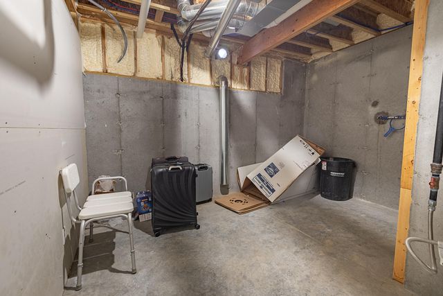 4608 N Venice Avenue, Ozark, MO 65721