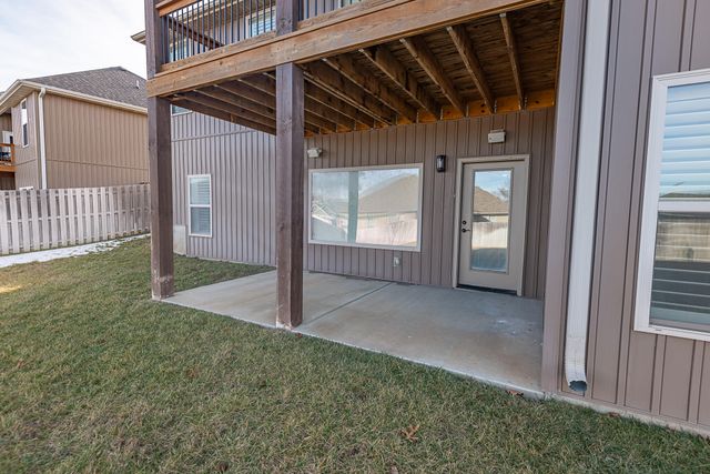 4608 N Venice Avenue, Ozark, MO 65721