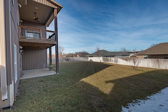 4608 N Venice Avenue, Ozark, MO 65721