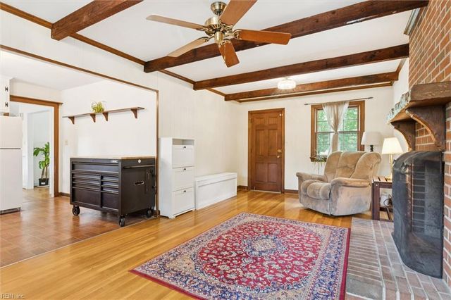 925 Etna DR, Newport News, VA 23608