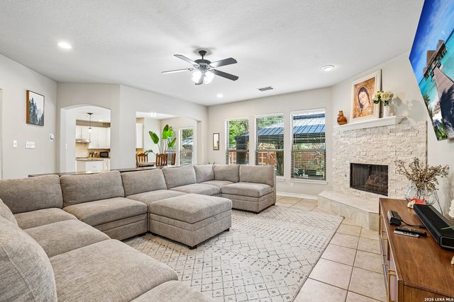 141 CLAYWELL DR, San Antonio, TX 78209