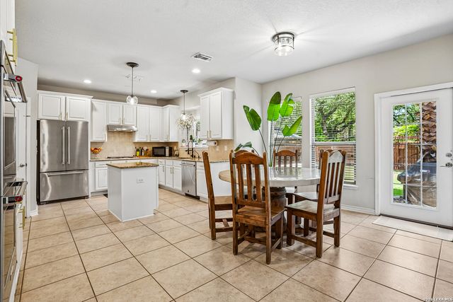 141 CLAYWELL DR, San Antonio, TX 78209