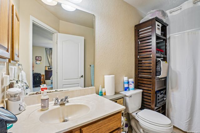 141 CLAYWELL DR, San Antonio, TX 78209