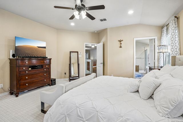 141 CLAYWELL DR, San Antonio, TX 78209