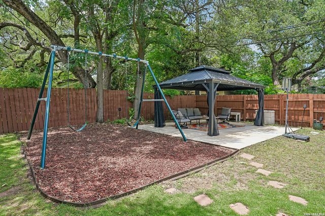 141 CLAYWELL DR, San Antonio, TX 78209