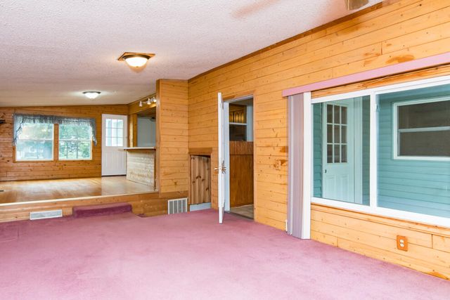 1916 Romence Road, Portage, MI 49024