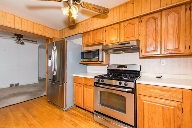 1916 Romence Road, Portage, MI 49024