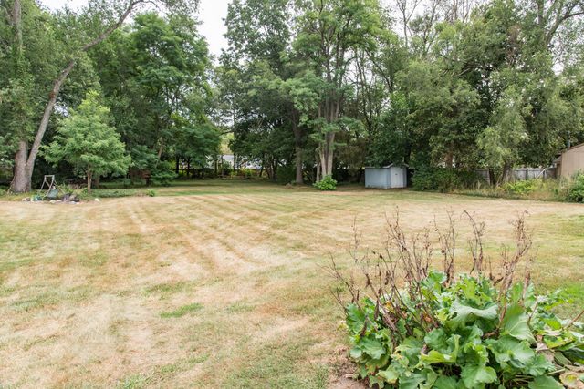 1916 Romence Road, Portage, MI 49024