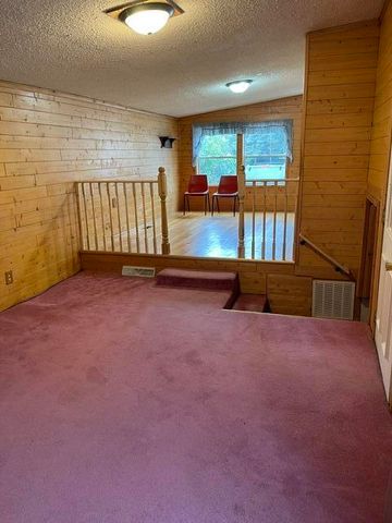 1916 Romence Road, Portage, MI 49024