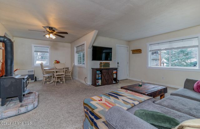 7467 Wells St, Bonners Ferry, ID 83805