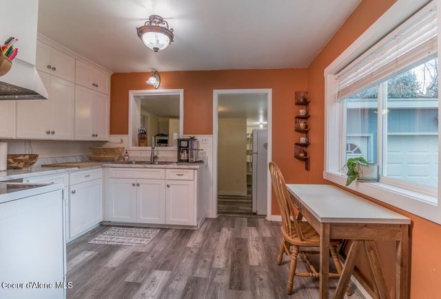 7467 Wells St, Bonners Ferry, ID 83805