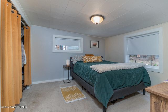 7467 Wells St, Bonners Ferry, ID 83805