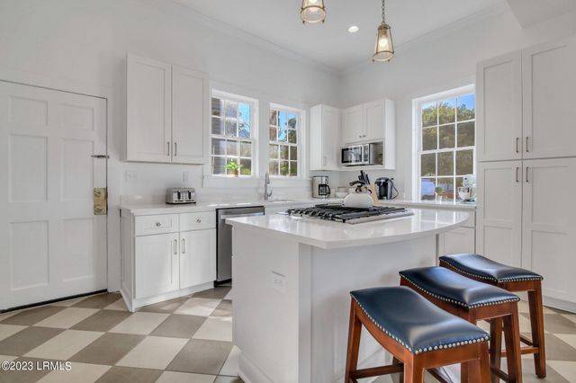 1214 King Street, Beaufort, SC 29902