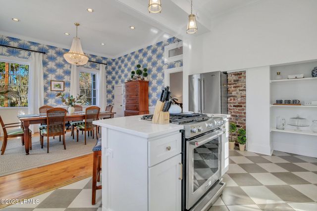 1214 King Street, Beaufort, SC 29902
