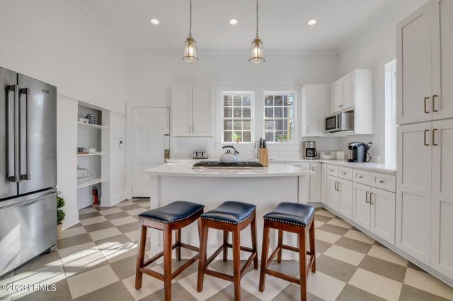 1214 King Street, Beaufort, SC 29902