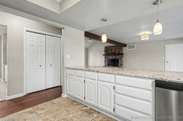 1619 E Pfendler Avenue, Sapulpa, OK 74066