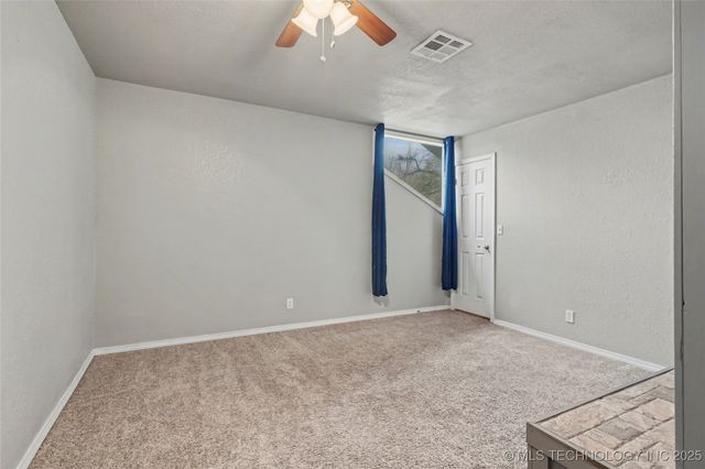 1619 E Pfendler Avenue, Sapulpa, OK 74066