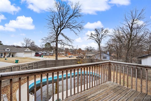 1619 E Pfendler Avenue, Sapulpa, OK 74066