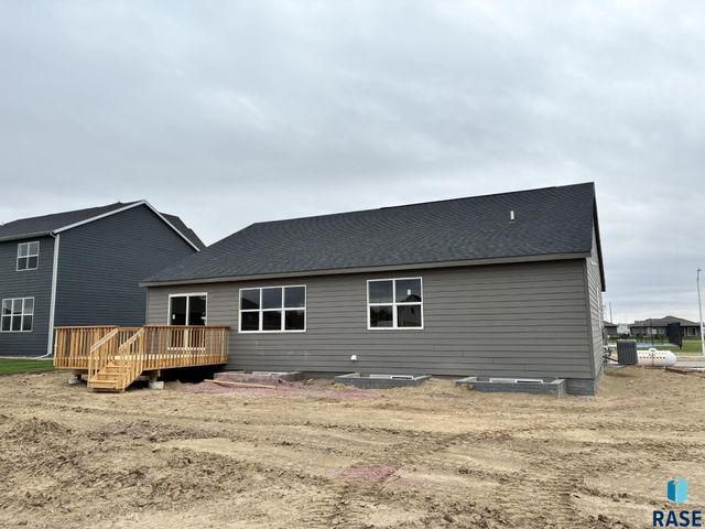 913 S Country Club Ave Avenue, Brandon, SD 57005