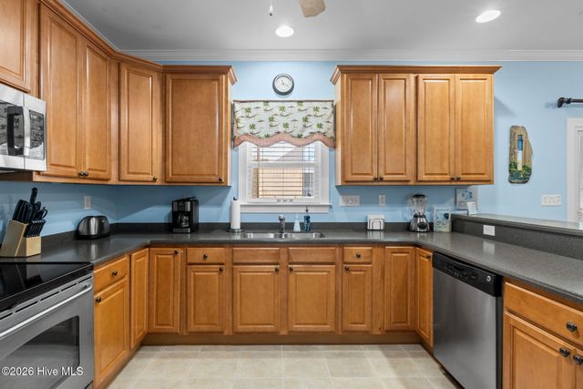 110 NW 7th Street, Oak Island, NC 28465