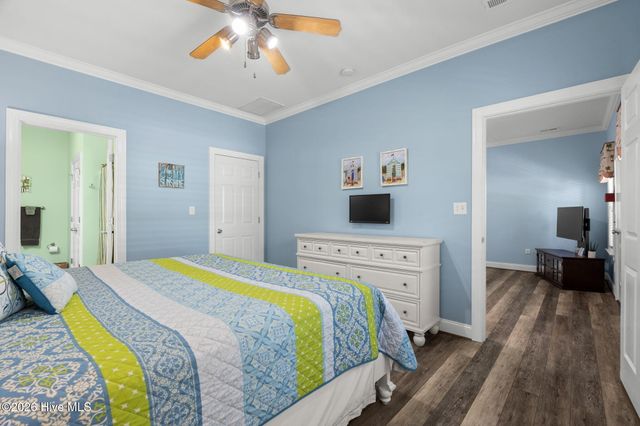 110 NW 7th Street, Oak Island, NC 28465
