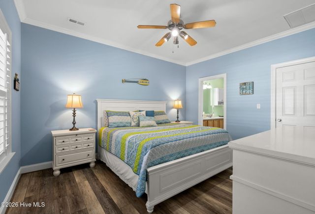110 NW 7th Street, Oak Island, NC 28465