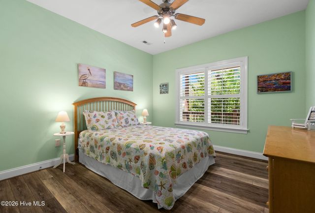 110 NW 7th Street, Oak Island, NC 28465