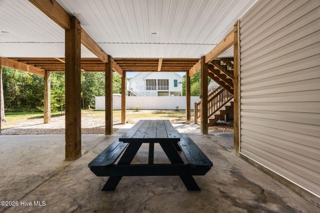 110 NW 7th Street, Oak Island, NC 28465