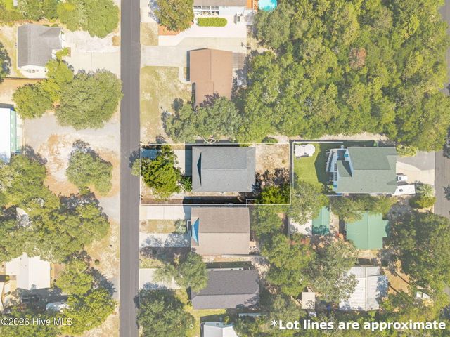 110 NW 7th Street, Oak Island, NC 28465