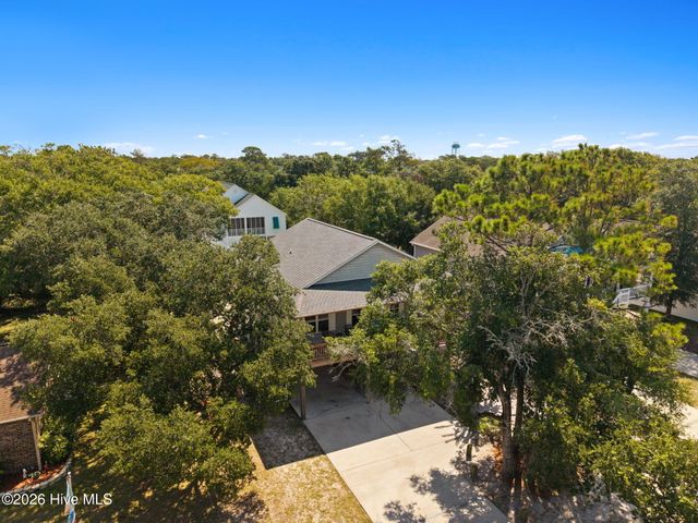110 NW 7th Street, Oak Island, NC 28465