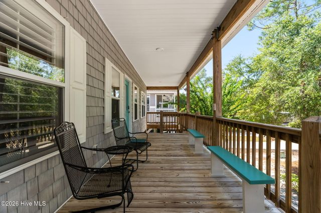 110 NW 7th Street, Oak Island, NC 28465