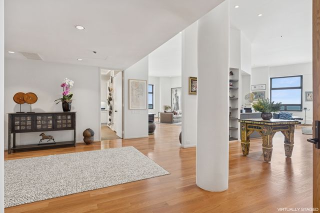 680 N Lake Shore Drive 1602, Chicago, IL 60611