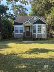 317 W Orange Avenue, Foley, AL 36535