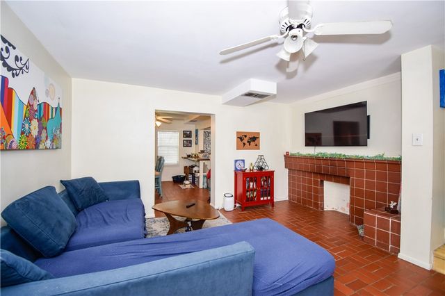 326 Claremore St, Corpus Christi, TX 78412