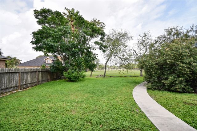 326 Claremore St, Corpus Christi, TX 78412