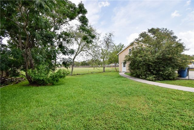 326 Claremore St, Corpus Christi, TX 78412