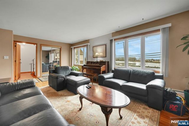 68 Bergen Turnpike, Ridgefield Park, NJ 07660