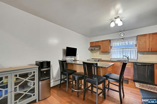 68 Bergen Turnpike, Ridgefield Park, NJ 07660