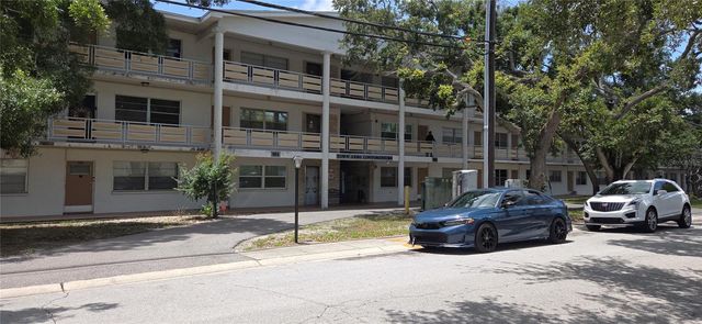 911 WASHINGTON AVENUE 304, Largo, FL 33770