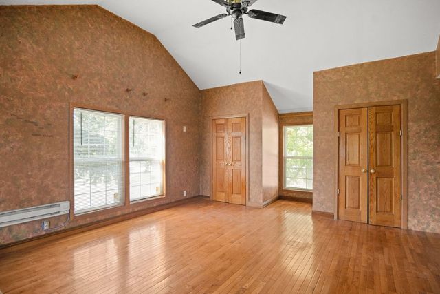 822 DeKalb Avenue, Sycamore, IL 60178