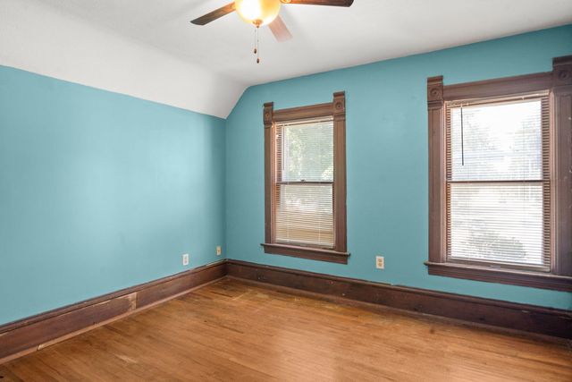 822 DeKalb Avenue, Sycamore, IL 60178