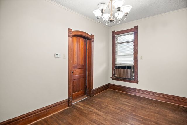 822 DeKalb Avenue, Sycamore, IL 60178